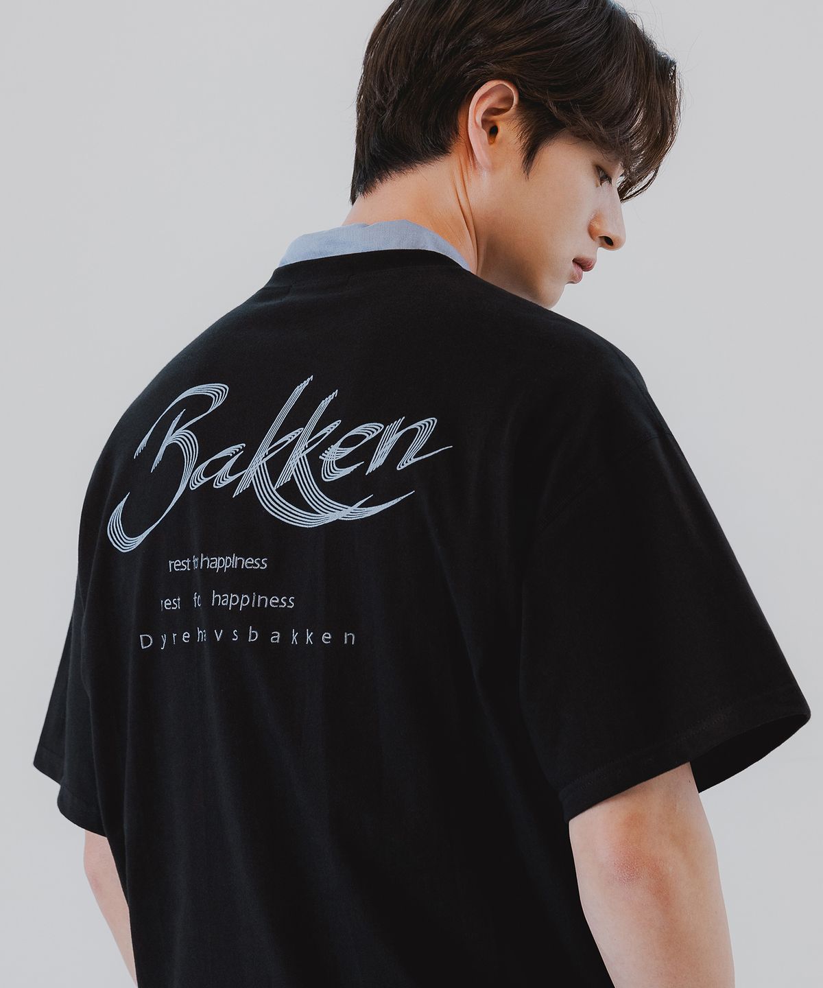 바켄(BAKKEN) Logo artwork 반팔티셔츠 BK3982_블랙