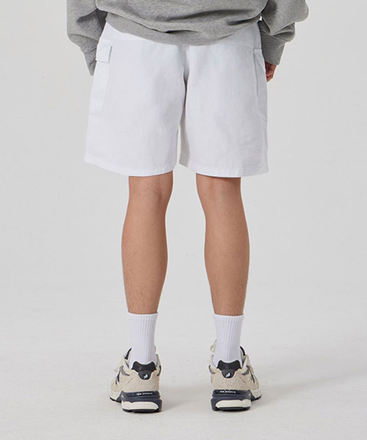메이킷투(MAKEITTO) 6 POCKETS SEMI WIDE CARGO HALF PANTS_WHITE
