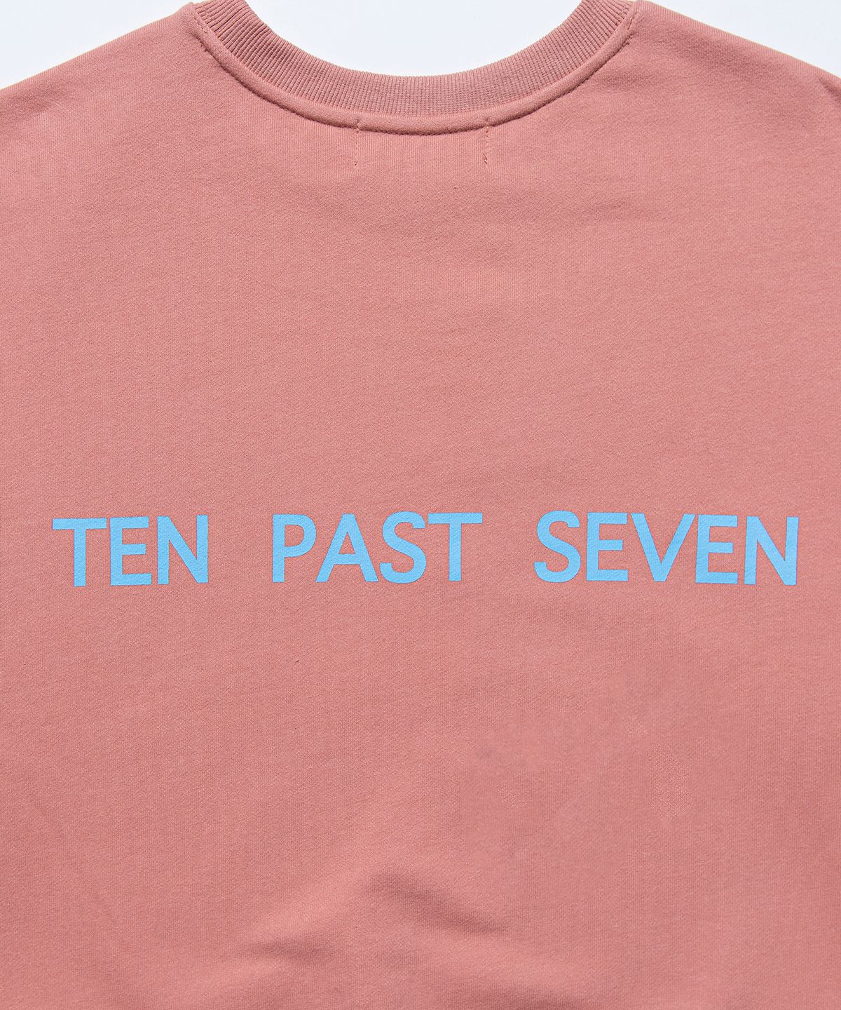 텐 패스트 세븐(TEN PAST SEVEN) 오버사이즈 스웨트 셔츠 - 핑크