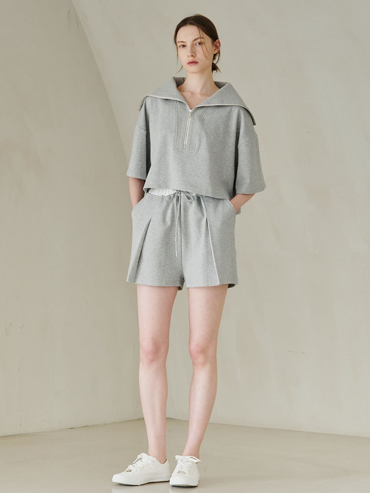 누브(NOUVE) Wide Collar Half Sleeve T-Shirts Set Up - M.Gray