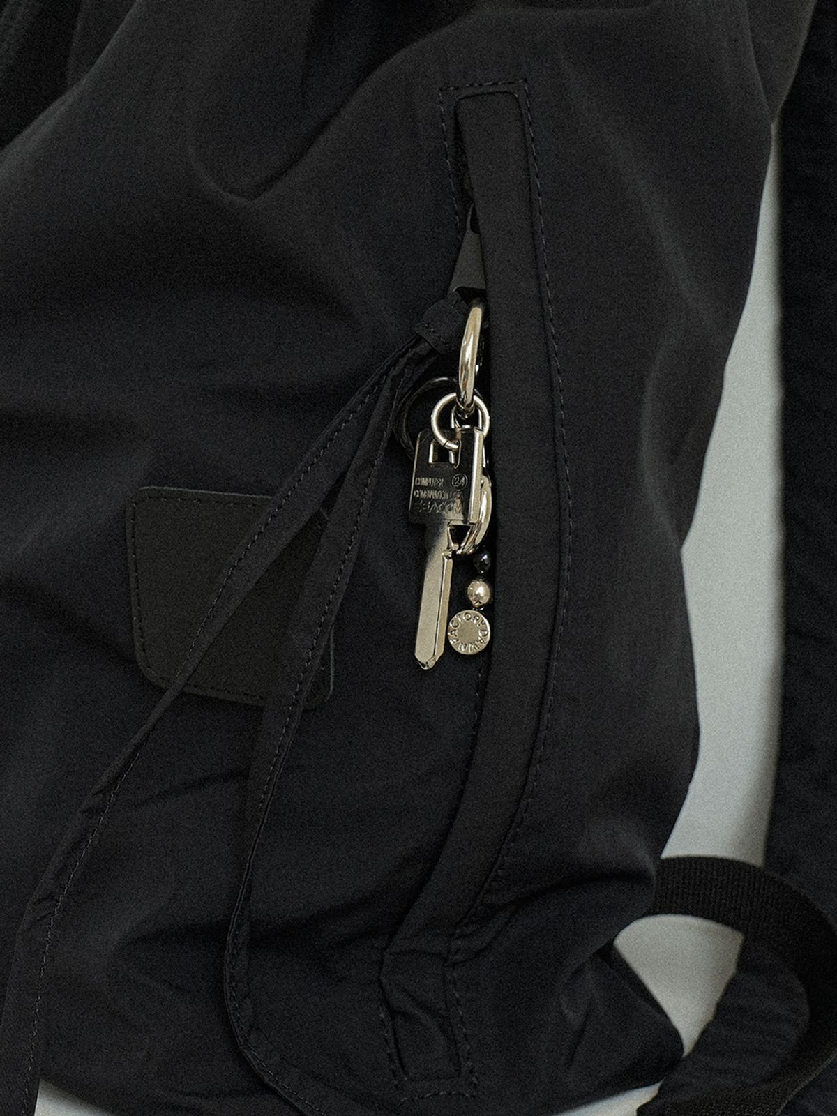 던팩토리(DAWN FACTORY) RING KEYRING BLACK 반지키링 블랙