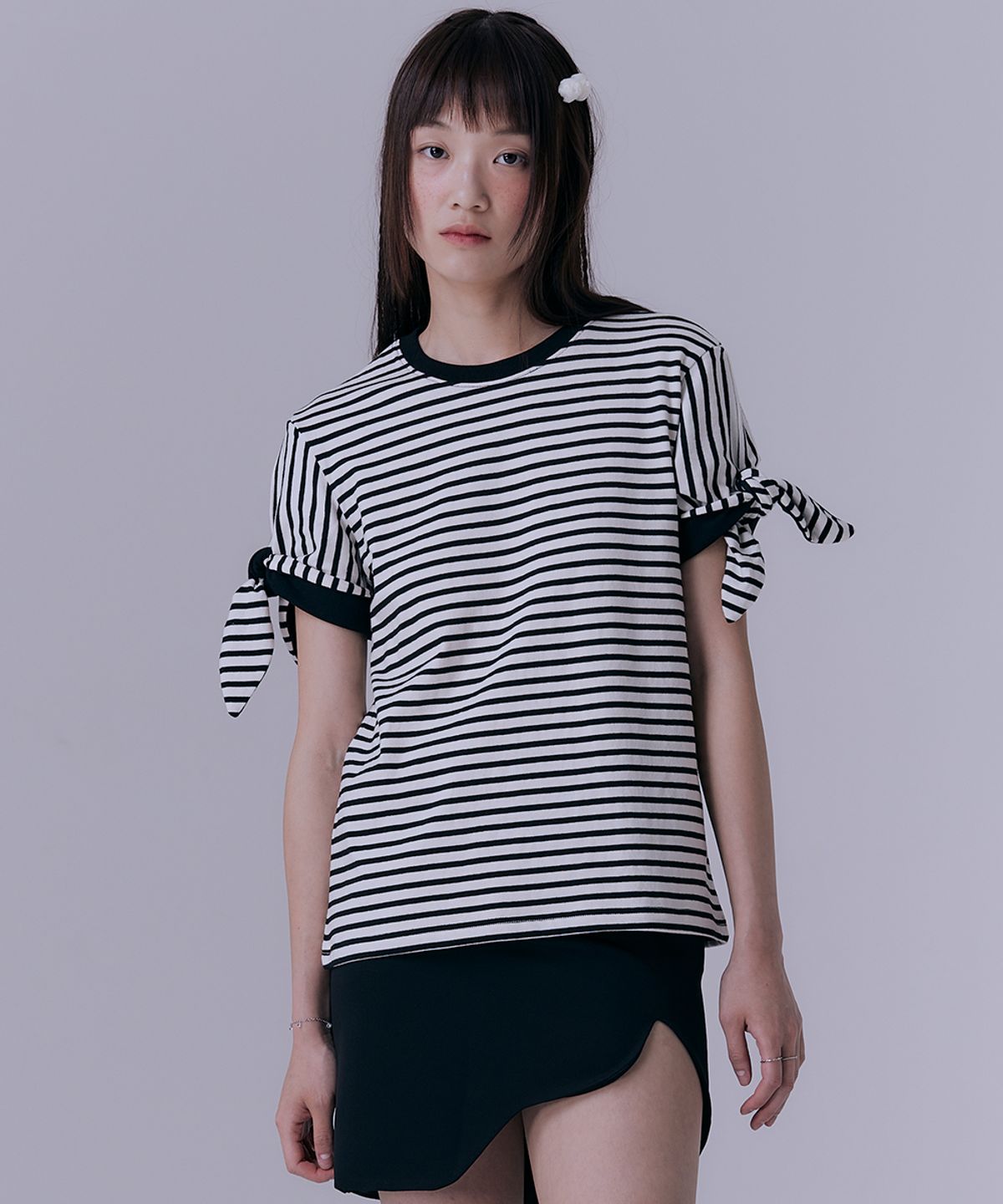 실른(SILN) Stripe knot t-shirt (BLACK)