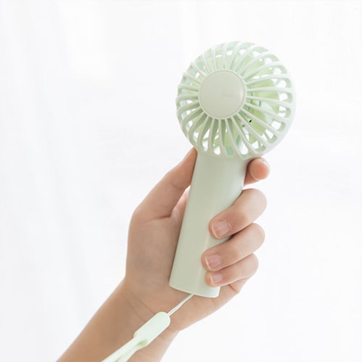 아이랩(ILAB) BLDC 휴대용선풍기 동그리 iLAB-DMF