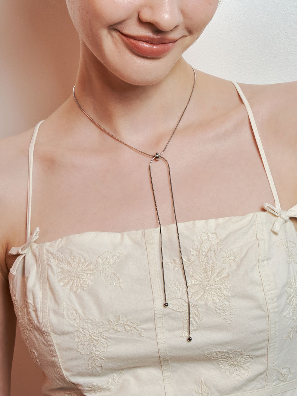 헤이(HEI) tie silicone ball necklace