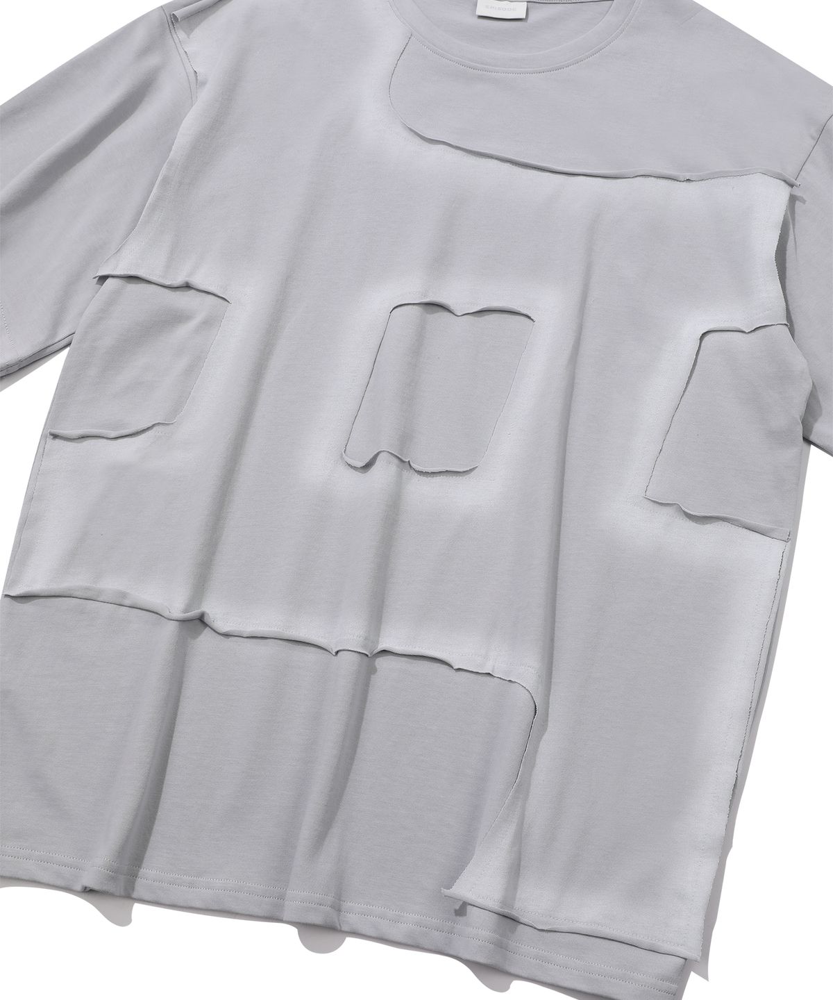 에피소드 언타이틀(EPISODE UNTITLED) APPLIQUE PAINTING T-SHIRT_LIGHT GRAY