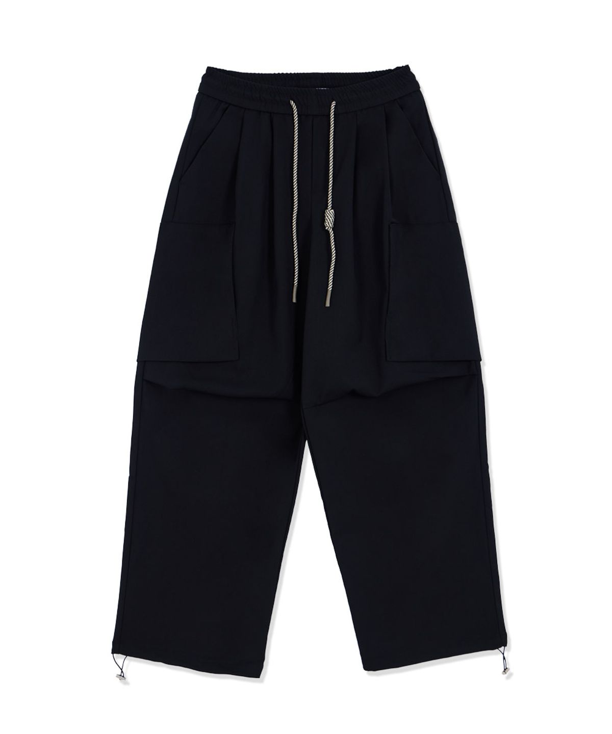 메이킷투(MAKEITTO) TWO TUCK WIDE PARACHUTE CARGO PANTS_BLACK