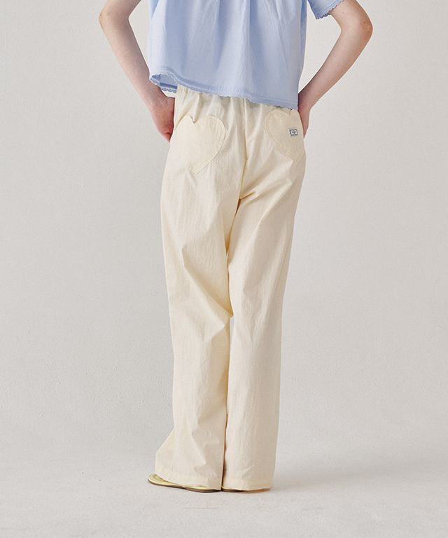 【RONRON】BACK HEART STITCH POCKET BANDING PANTS MUSINSA | RONRON BACK HEART STITCH POCKET BANDING PANTS BLACK