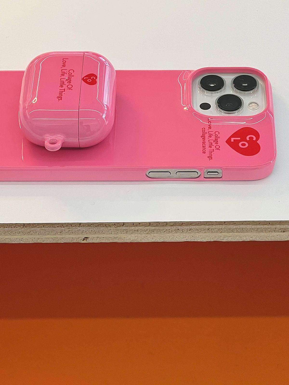 꼴라주바캉스(COLLAGEVACANCE) Heart Logo Phone Case (폰케이스)-3color