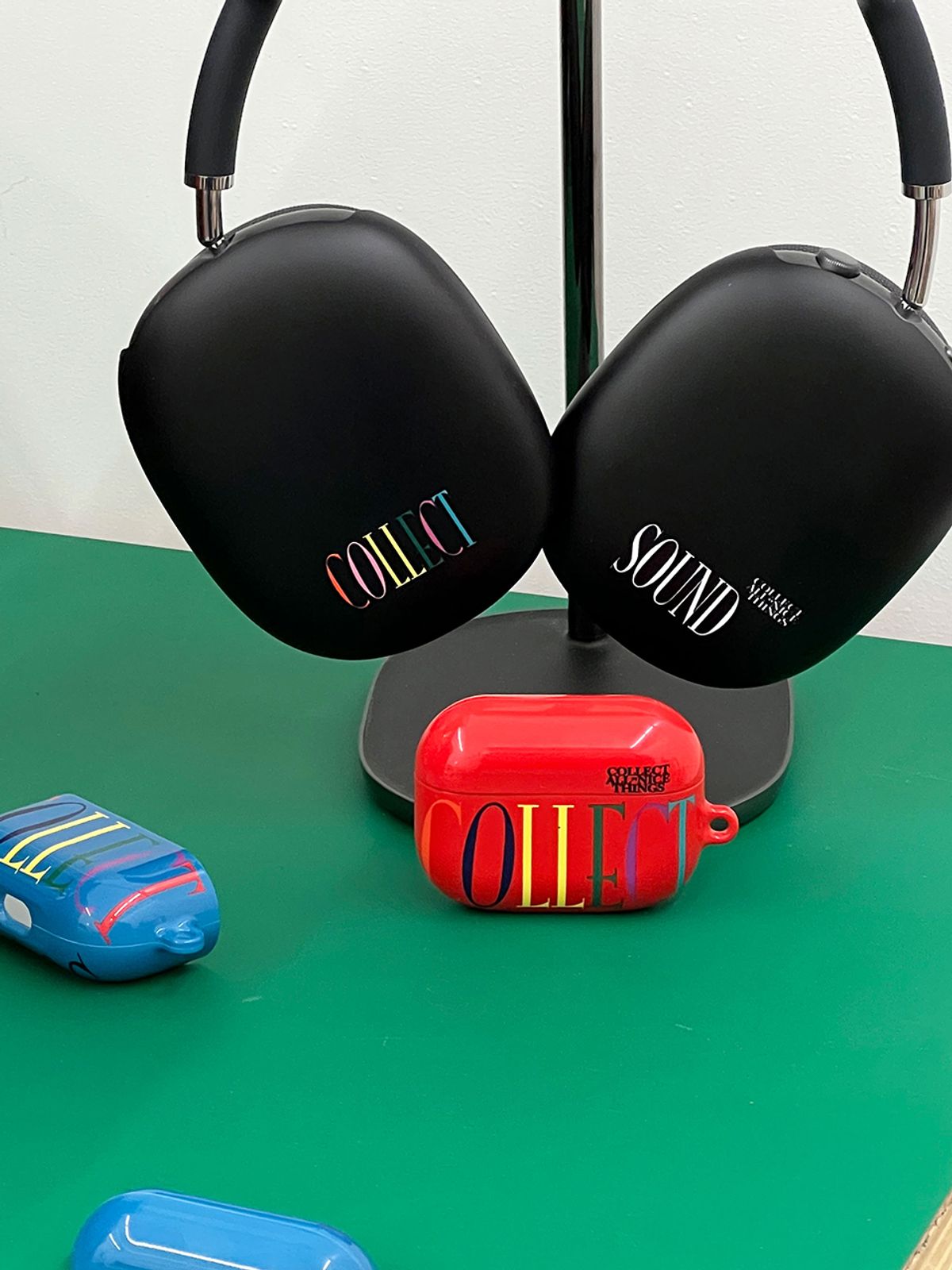 꼴라주바캉스(COLLAGEVACANCE) Collector AirPods Max Case (에어팟맥스 케이스)-2type