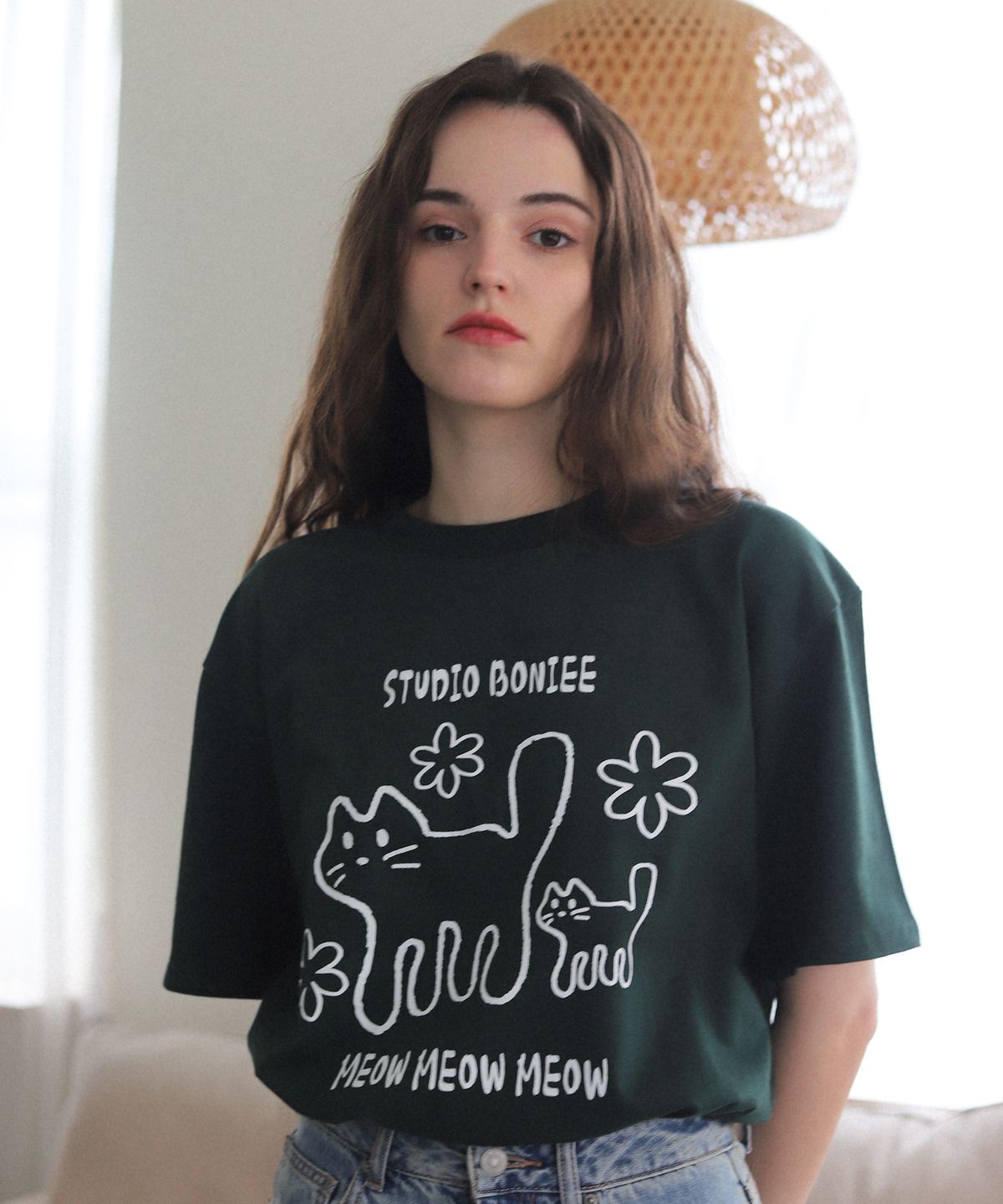 보늬(BONIEE) MEOW 고양이(MEOW CAT KITTEN) 그래픽 루즈 오버 티셔츠 그린