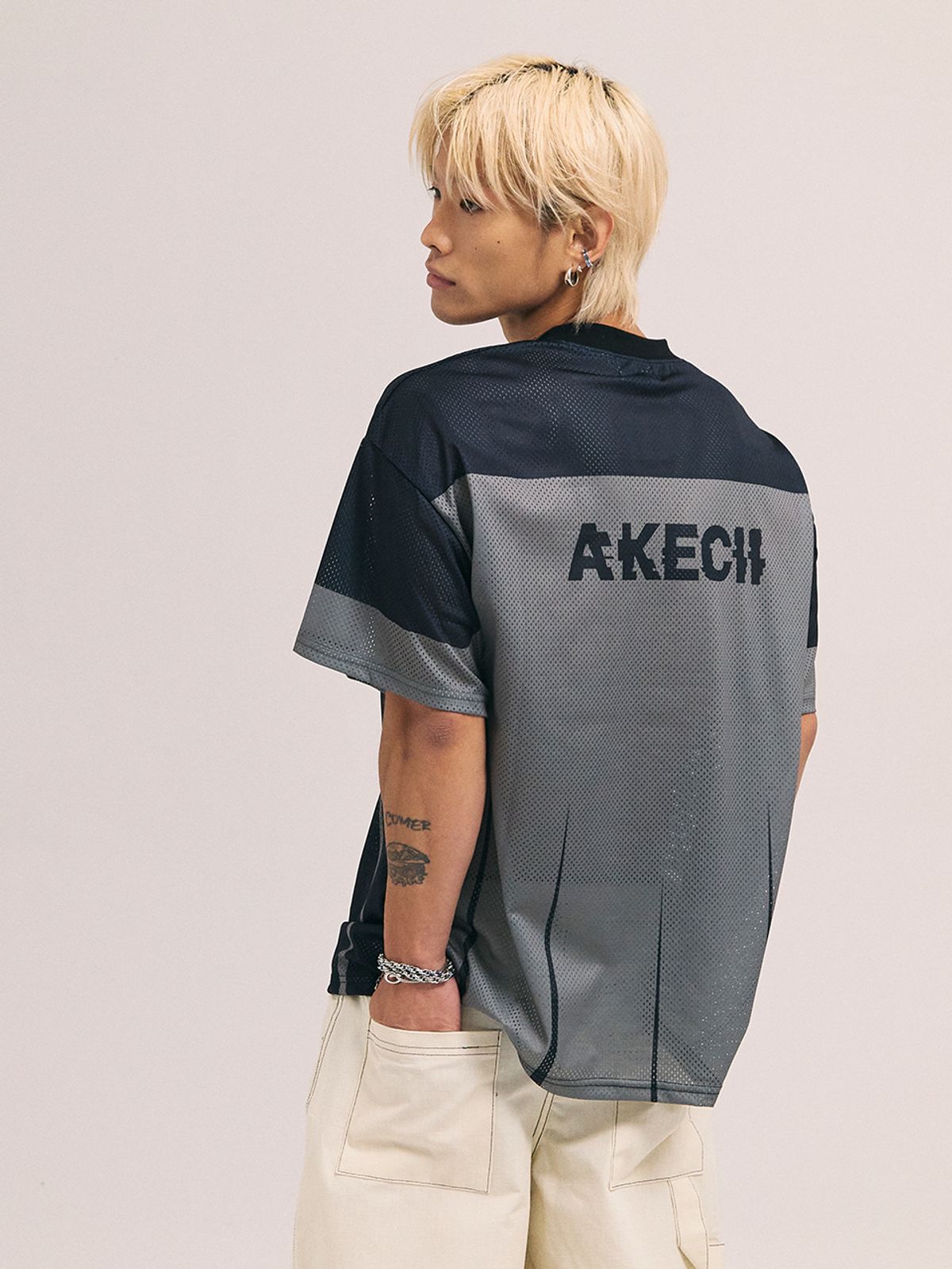 아케시(AKECII) 에이티나인 메쉬 져지 숏 슬리브-블랙