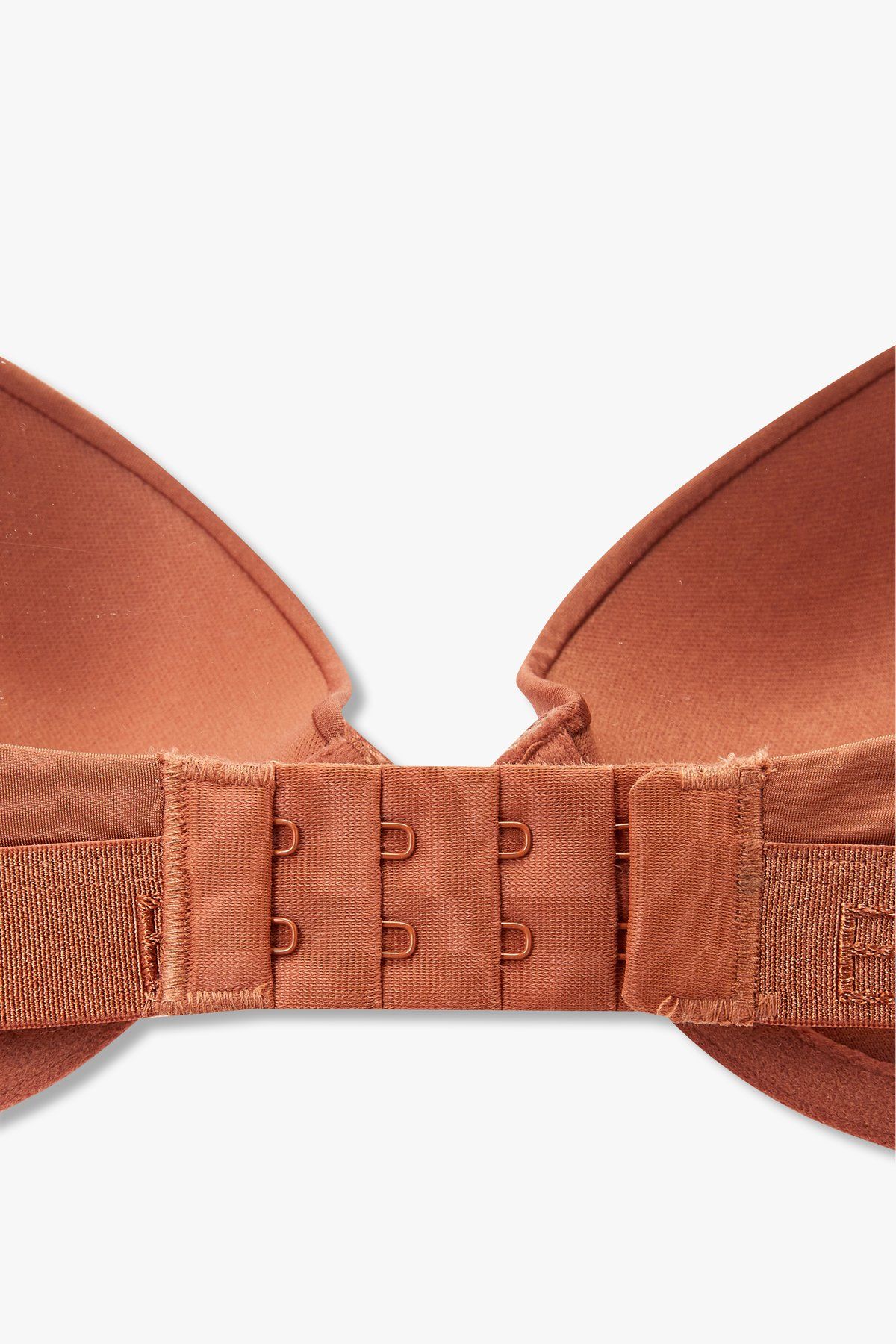 엠포리오 아르마니 언더웨어(EMPORIO ARMANI UNDERWEAR) 여성 자수 로고 밴딩 푸쉬업 브라_브라운_0824185522