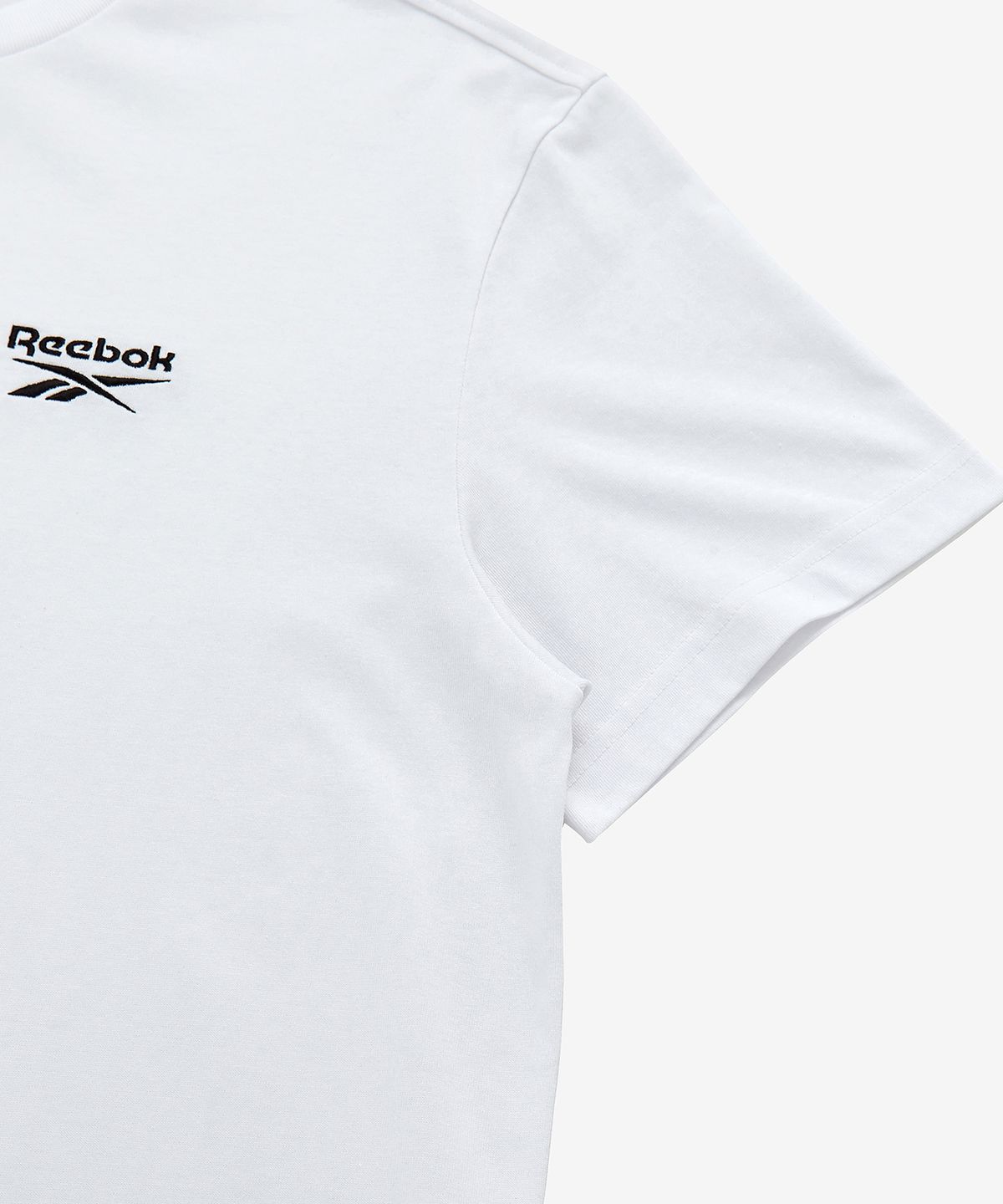 리복(REEBOK) 스몰 로고 티셔츠 - 화이트