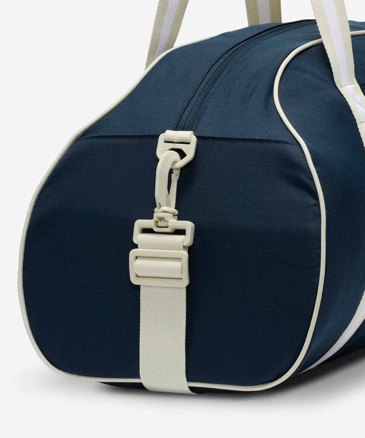나이키(NIKE) 짐 클럽 트레이닝 백 (24L) - 아머리 네이비:씨 글래스:씨 글래스 / DH6863-478