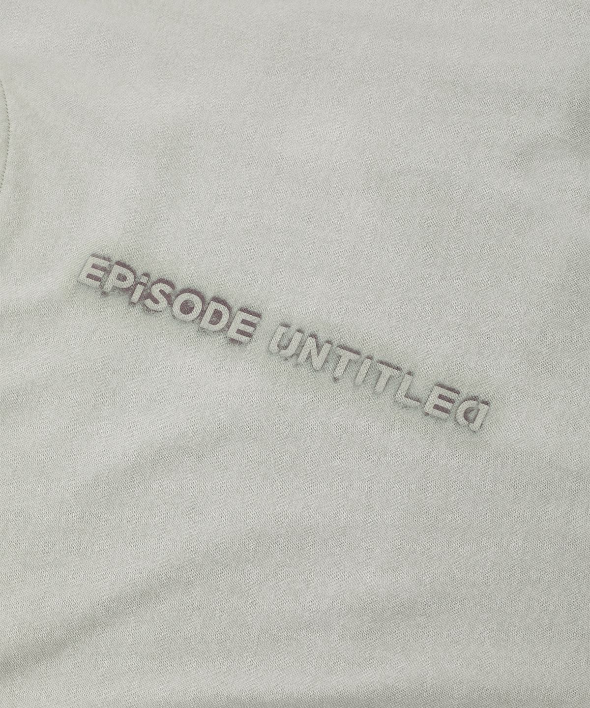 에피소드 언타이틀(EPISODE UNTITLED) PRINTING PATCH PIGMENT LONG SLEEVES_KHAKI