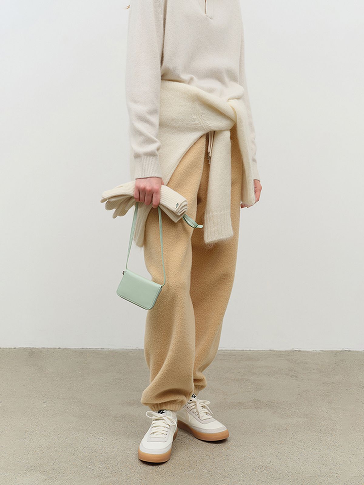 던스트(DUNST) ESSENTIAL MINI CARD BAG MINT_UDBA4E210E1