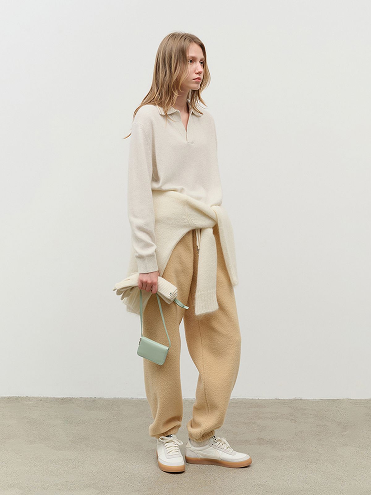 던스트(DUNST) ESSENTIAL MINI CARD BAG MINT_UDBA4E210E1