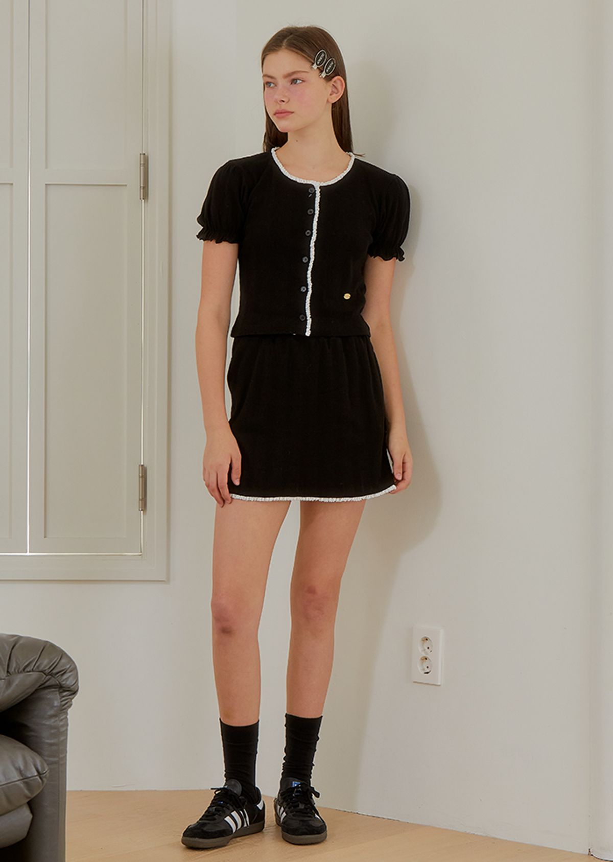 아노에틱(ANOETIC) LACE BANDING MINI SKIRT_BLACK