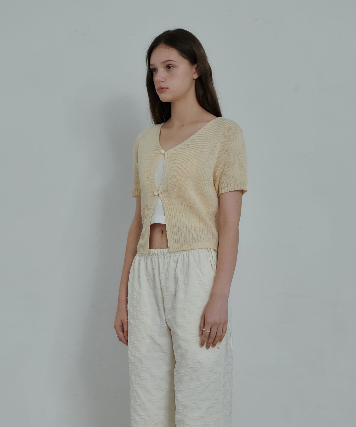 판도라핏(PANDORAFIT) Gaia Crop Button Cardigan