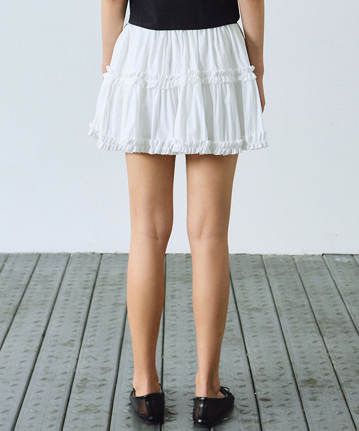 닉앤니콜(NICK&NICOLE) TRENDY RUFFLE MINI SKIRT_IVORY