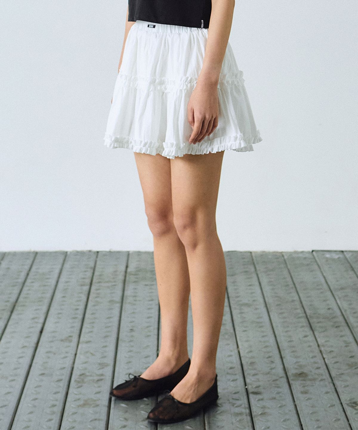 닉앤니콜(NICK&NICOLE) TRENDY RUFFLE MINI SKIRT_IVORY