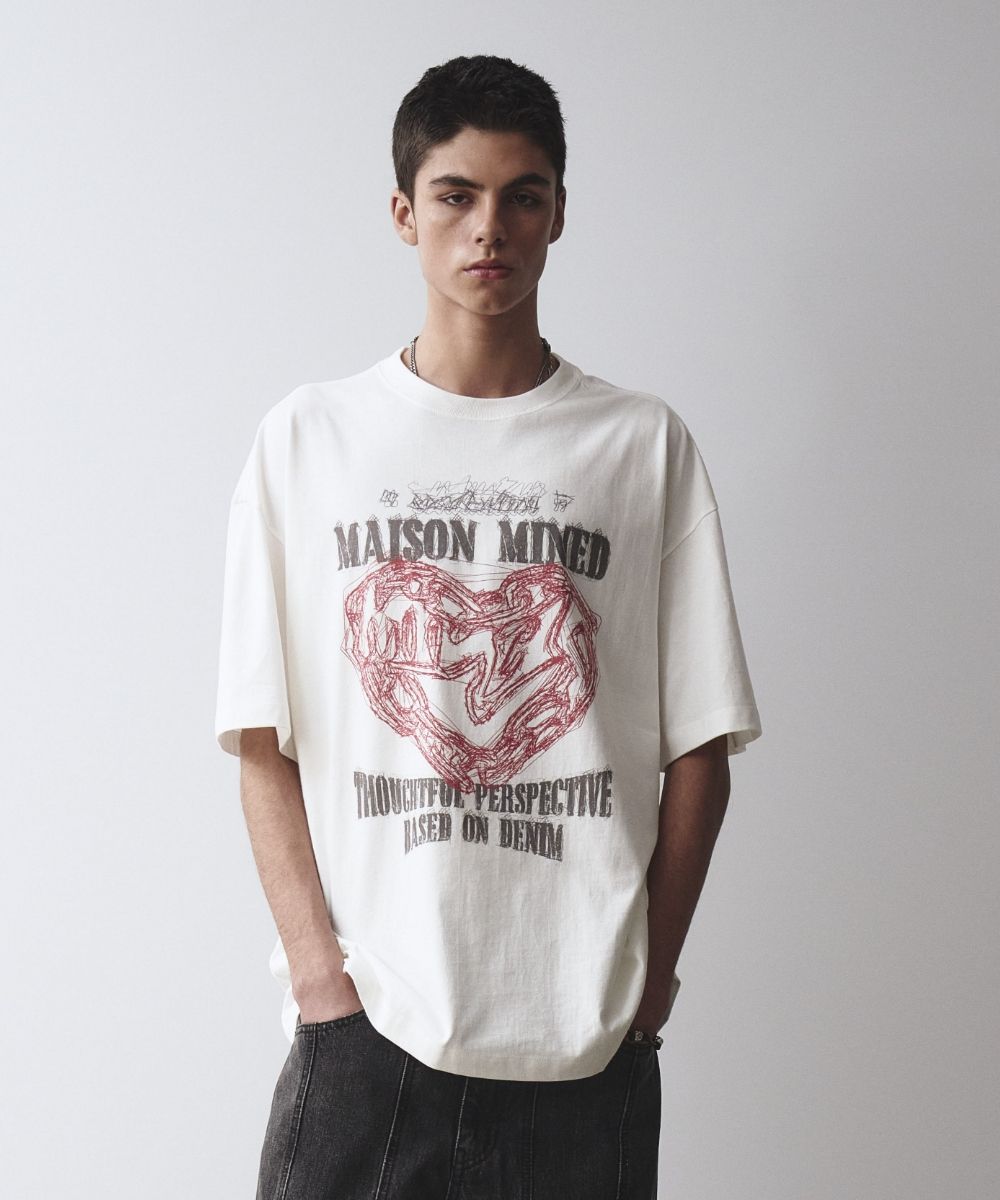 MAISON MINED/DOODLE HEART HALF T/ユニセックス MUSINSA | MAISON MINED DOODLE HEART HALF T WHITE GRAYISH BLUE