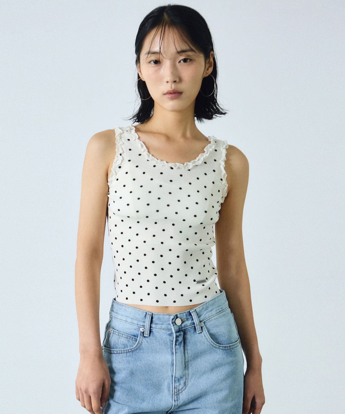 닉앤니콜(NICK&NICOLE) DOT LACE SLEEVELESS TOP_3 COLOR