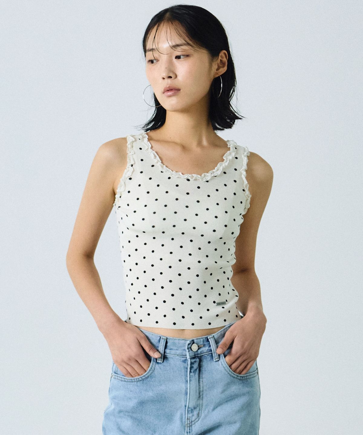 닉앤니콜(NICK&NICOLE) DOT LACE SLEEVELESS TOP_3 COLOR