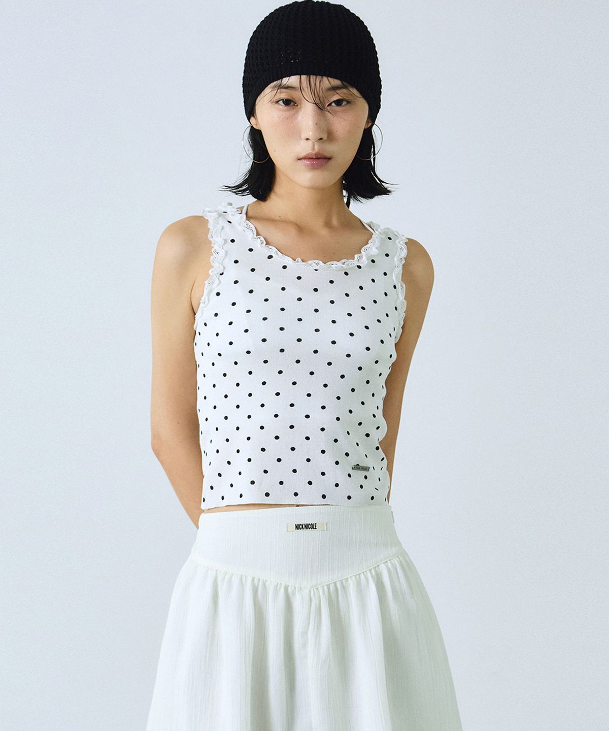 닉앤니콜(NICK&NICOLE) DOT LACE SLEEVELESS TOP_IVORY