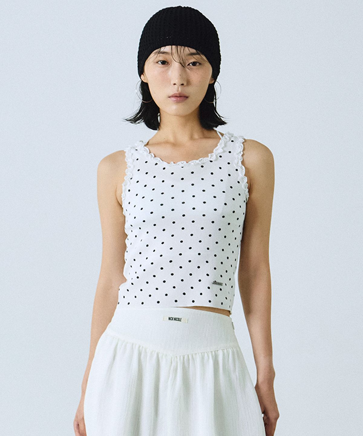 닉앤니콜(NICK&NICOLE) DOT LACE SLEEVELESS TOP_IVORY