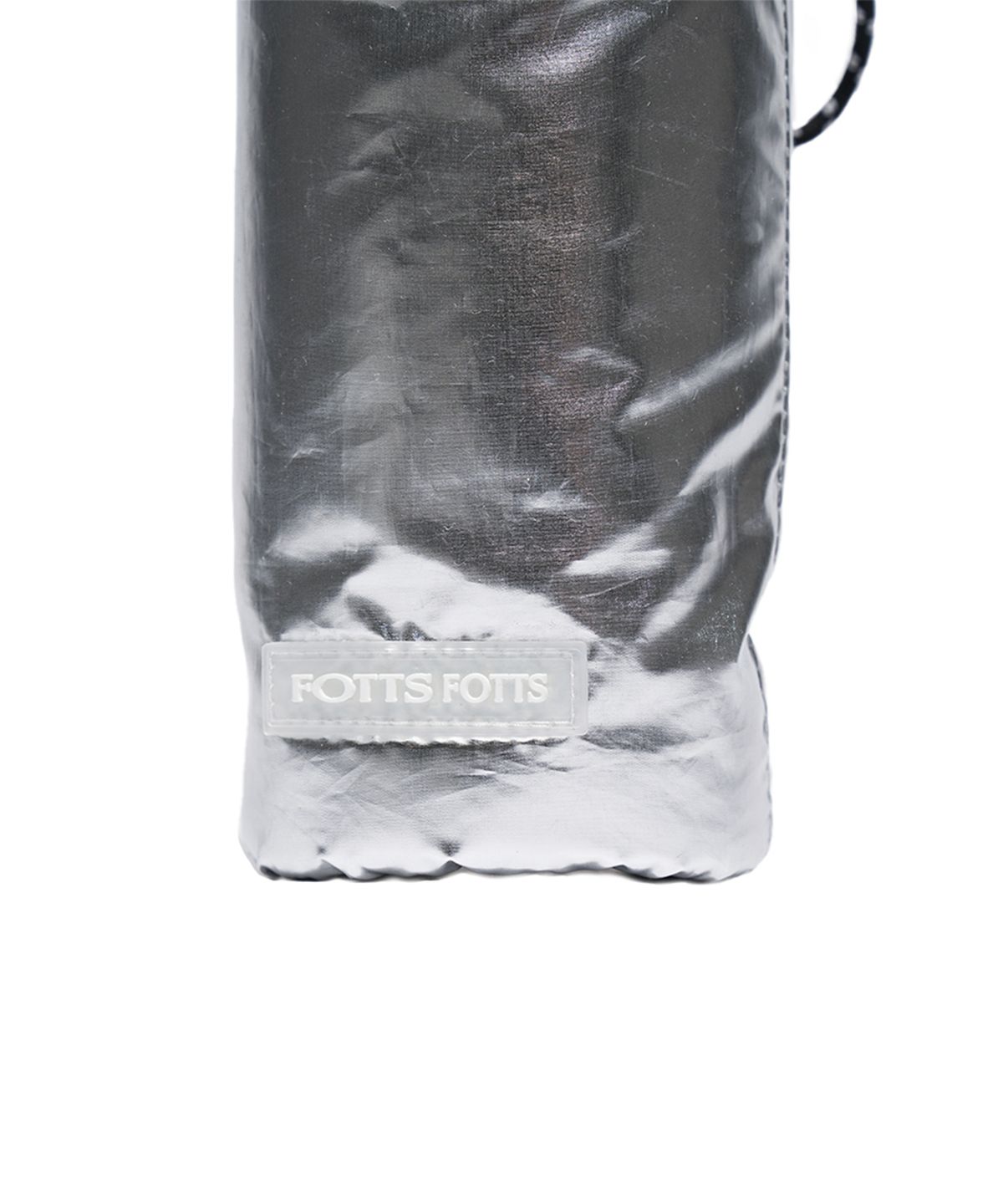 포츠포츠(FOTTSFOTTS) 24SS 푸퍼 파우치 - 실버/PUFFER POUCH / SILVER