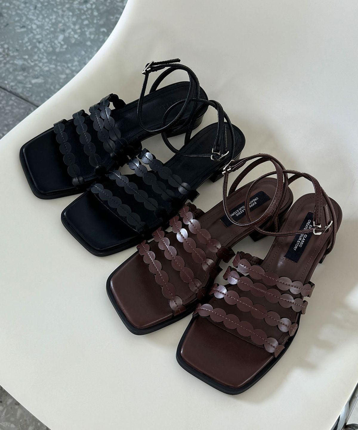 에펠클래식(EIFFELCLASSIC) Naomi Strap Sandals_ black,brown 나오미 스트랩 샌들 3cm