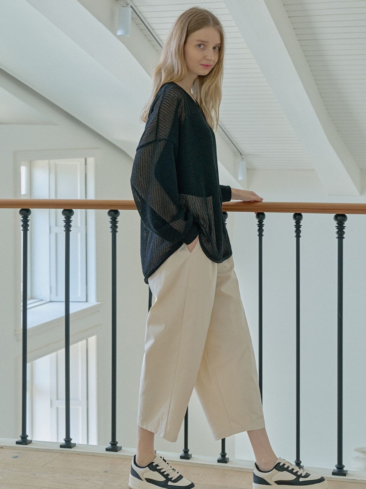 아방(AVANT-G) See Through Overfit Knit Pullover - BLACK