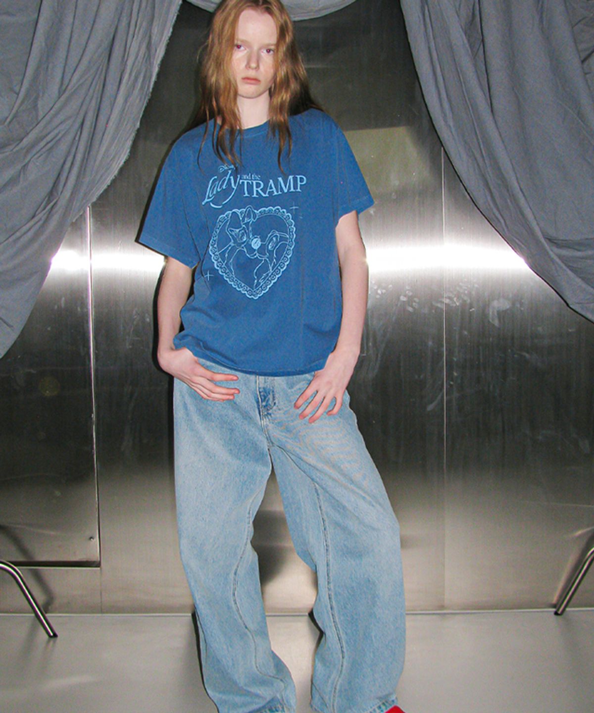 론론(RONRON) HEART LADY AND THE TRAMP BASIC FIT T SHIRT BLUE