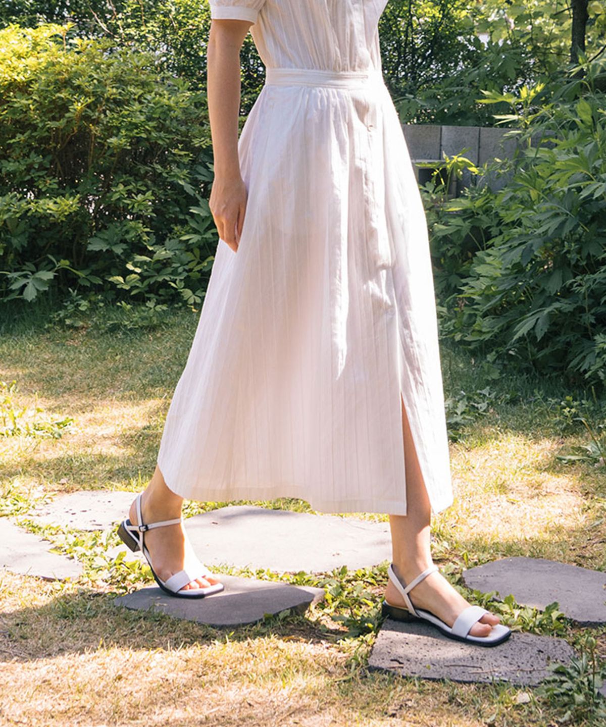 에펠클래식(EIFFELCLASSIC) Anna Strap Sandals_ black, white 안나 스트랩 샌들 2cm