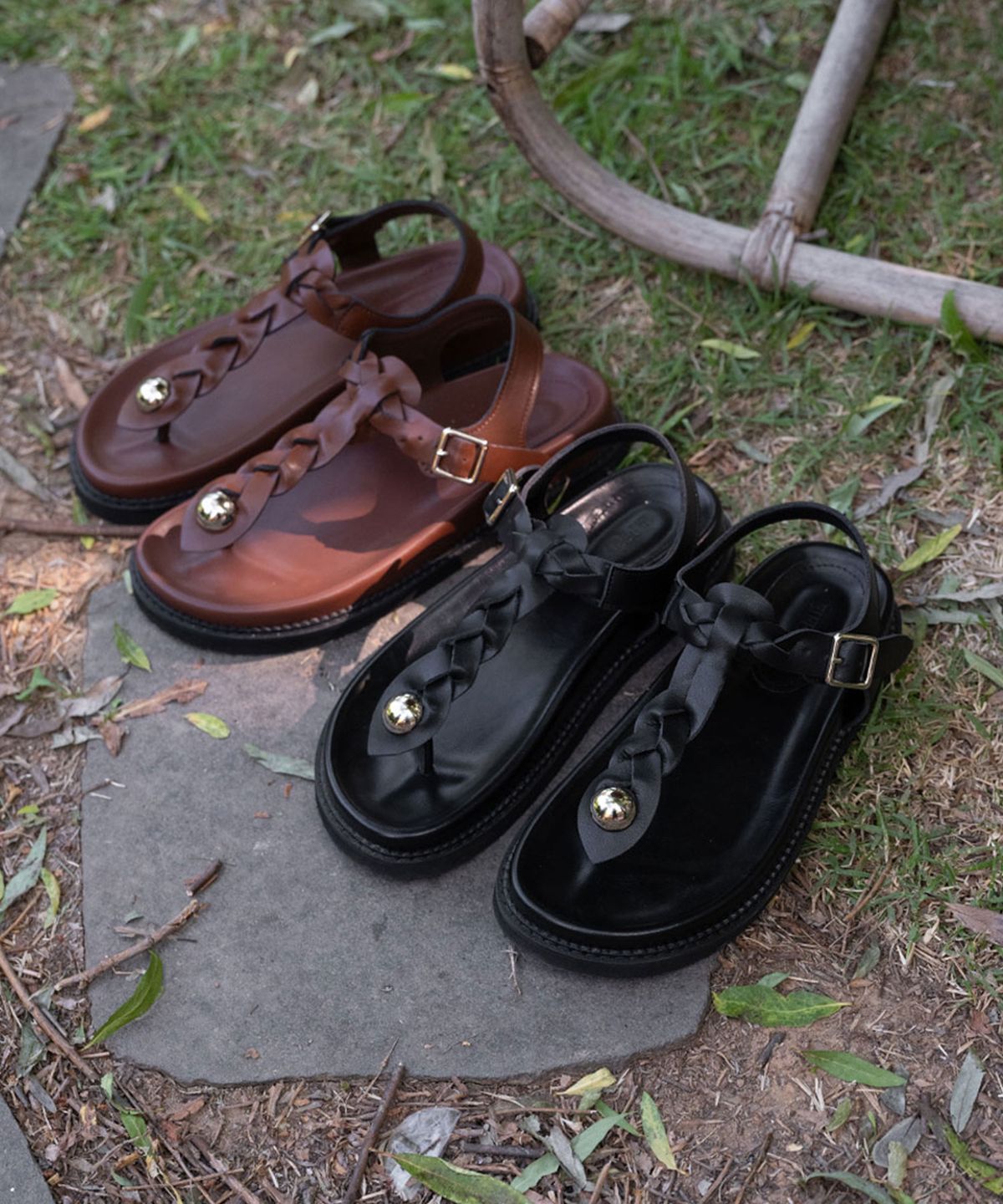 에펠클래식(EIFFELCLASSIC) Dasiy Strap Sandals_ black,brown 데이지 스트랩 샌들 4cm