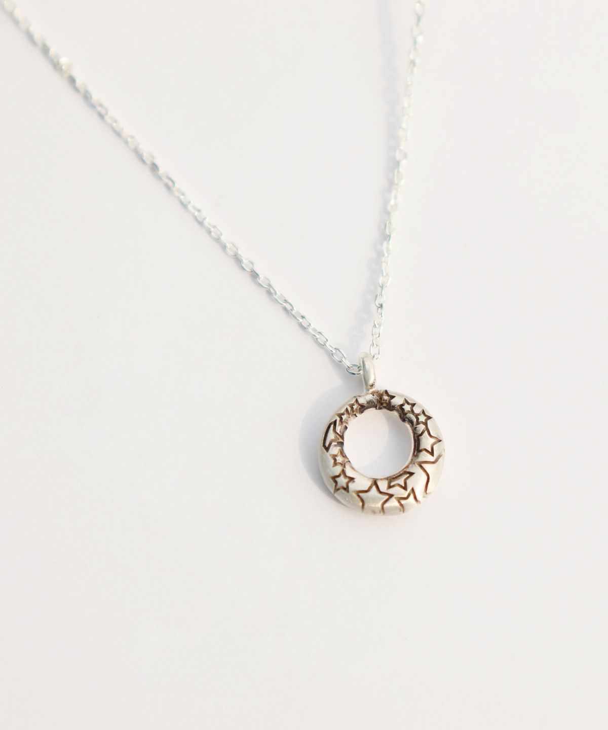 봉보(BONBEAU) Black star silver pendent chain Necklace 실버925 별 각인 펜던트 은 체인 목걸이