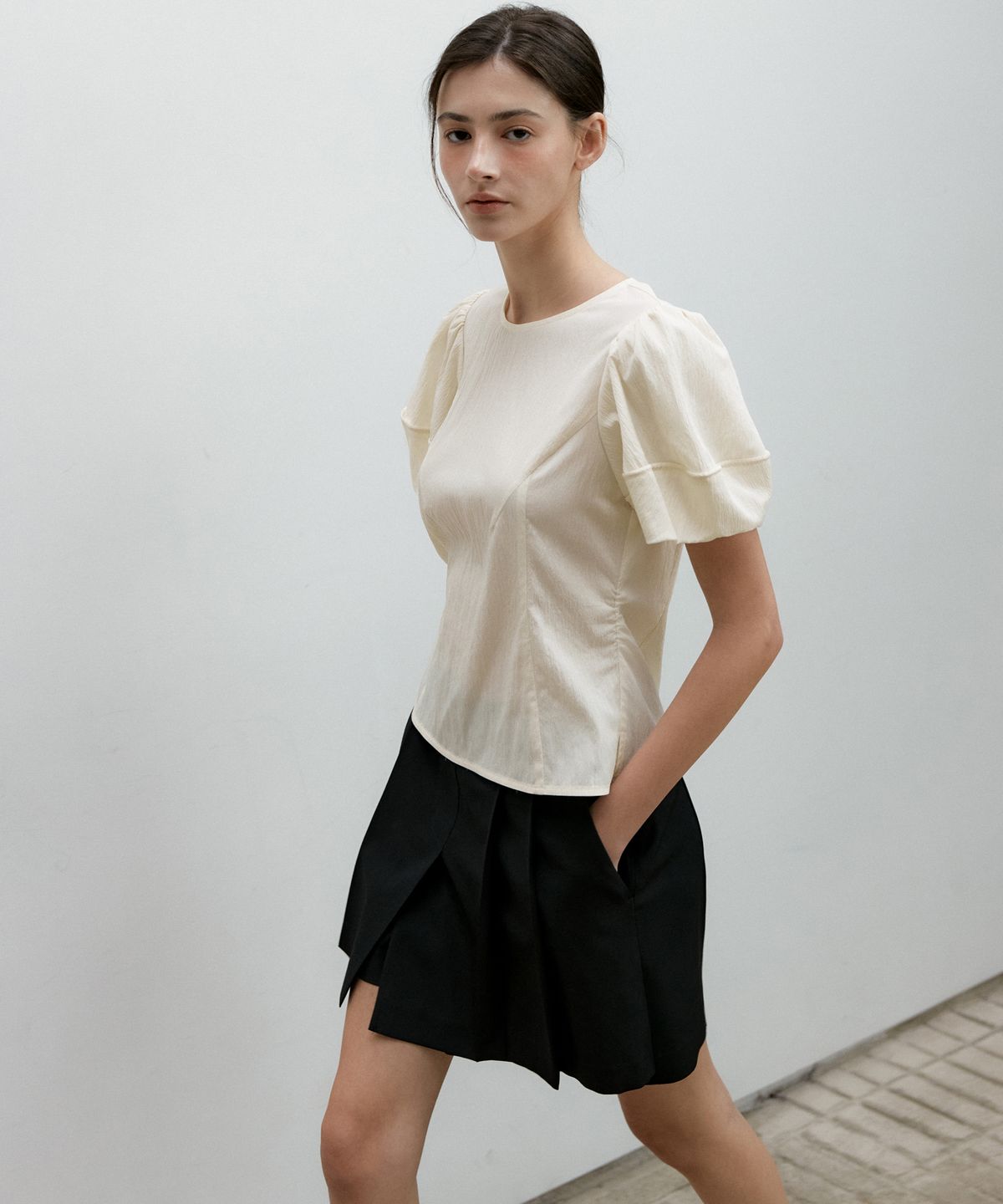 오떼뜨(OCTETTE) WRINGKLE VOLUME BLOUSE_2COLOR
