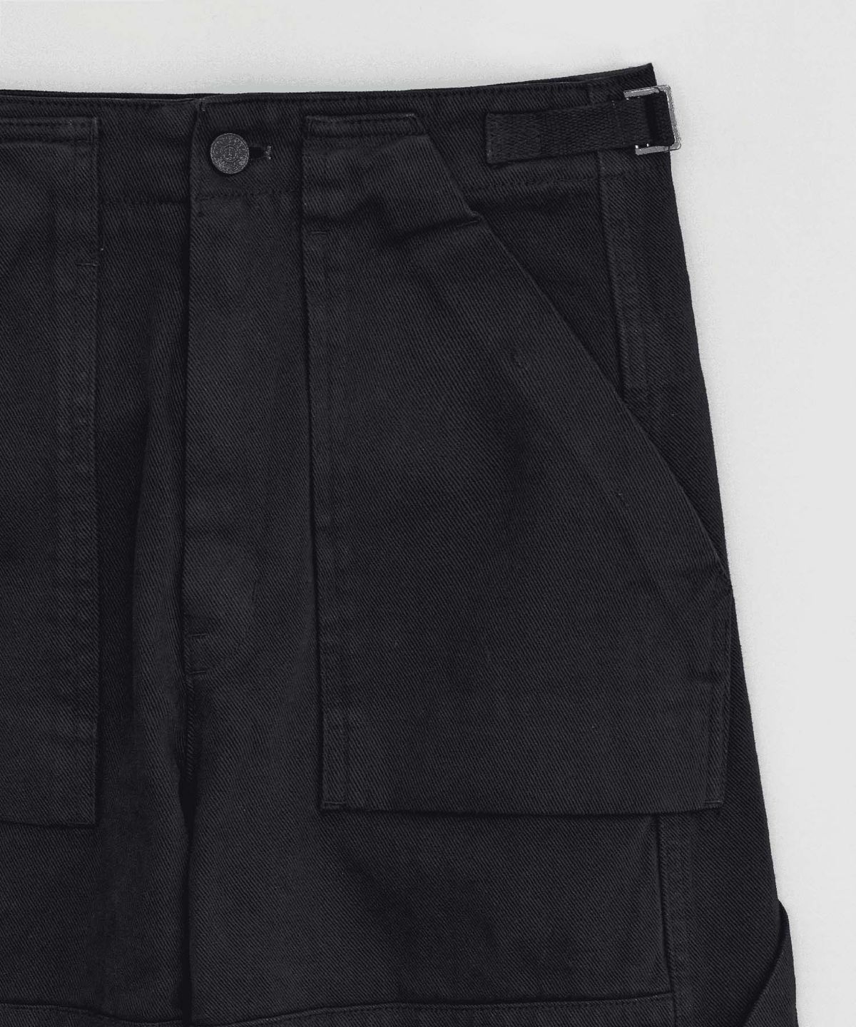 이이(EE) WORKPANTS BLACK