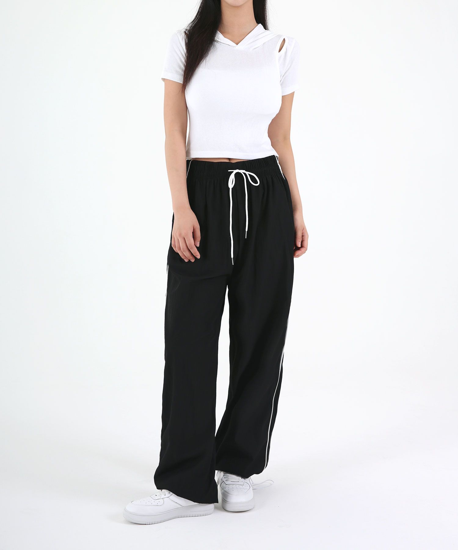 MUSINSA | UMM Women's piping line wide track pants black