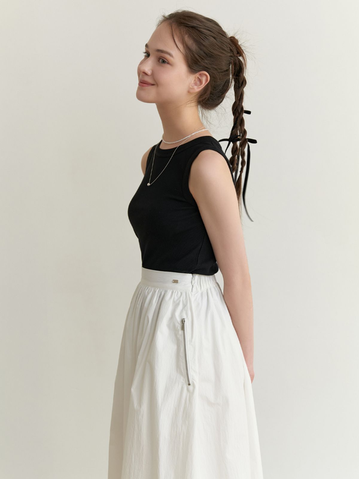 리엘(RE L) Minimal sleeveless (black)