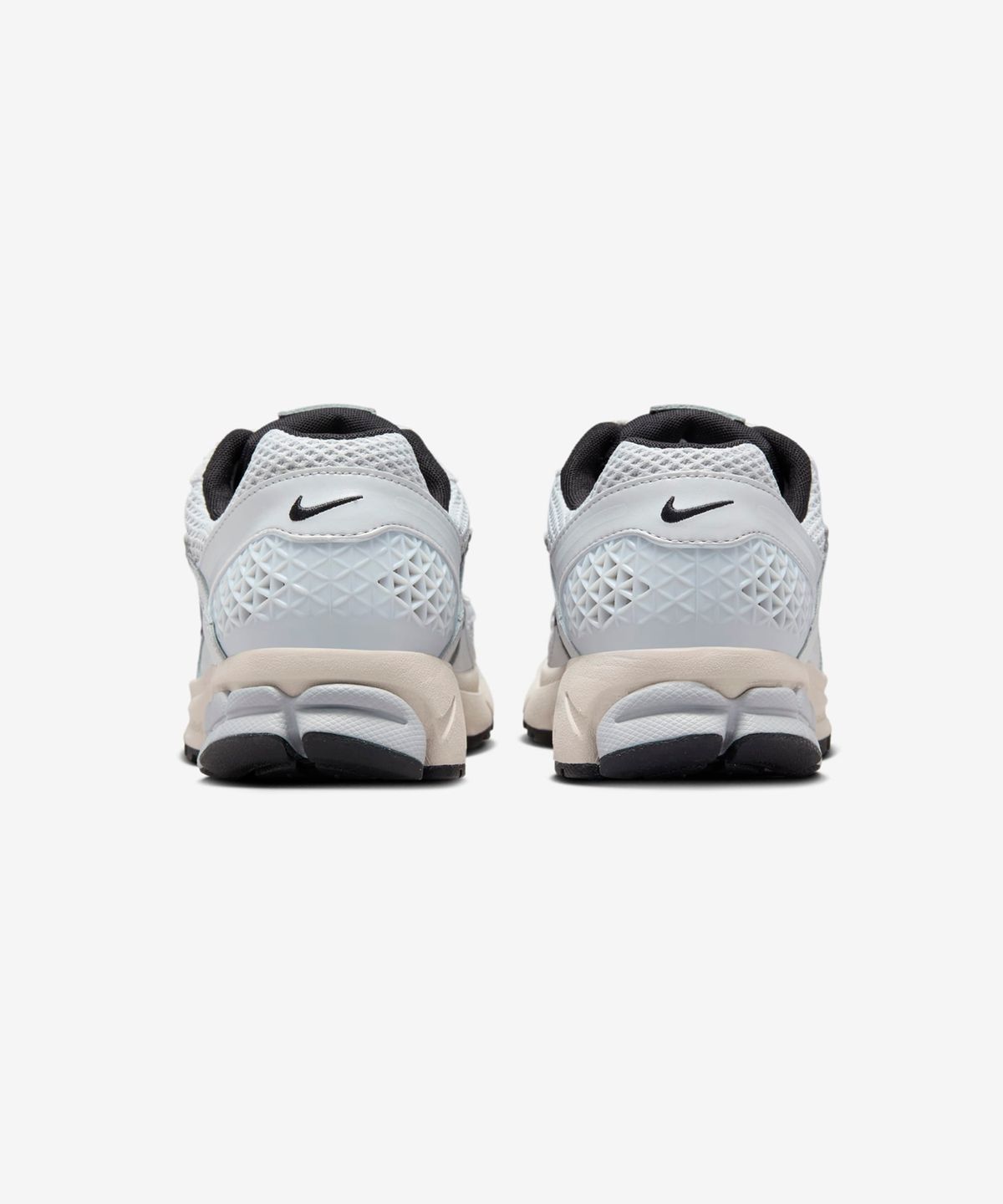 나이키(NIKE) 줌 보메로 5 W - 퓨어 플레티넘:라이트 오어우드 브라운:울프 그레이:크롬 / FN6742-002