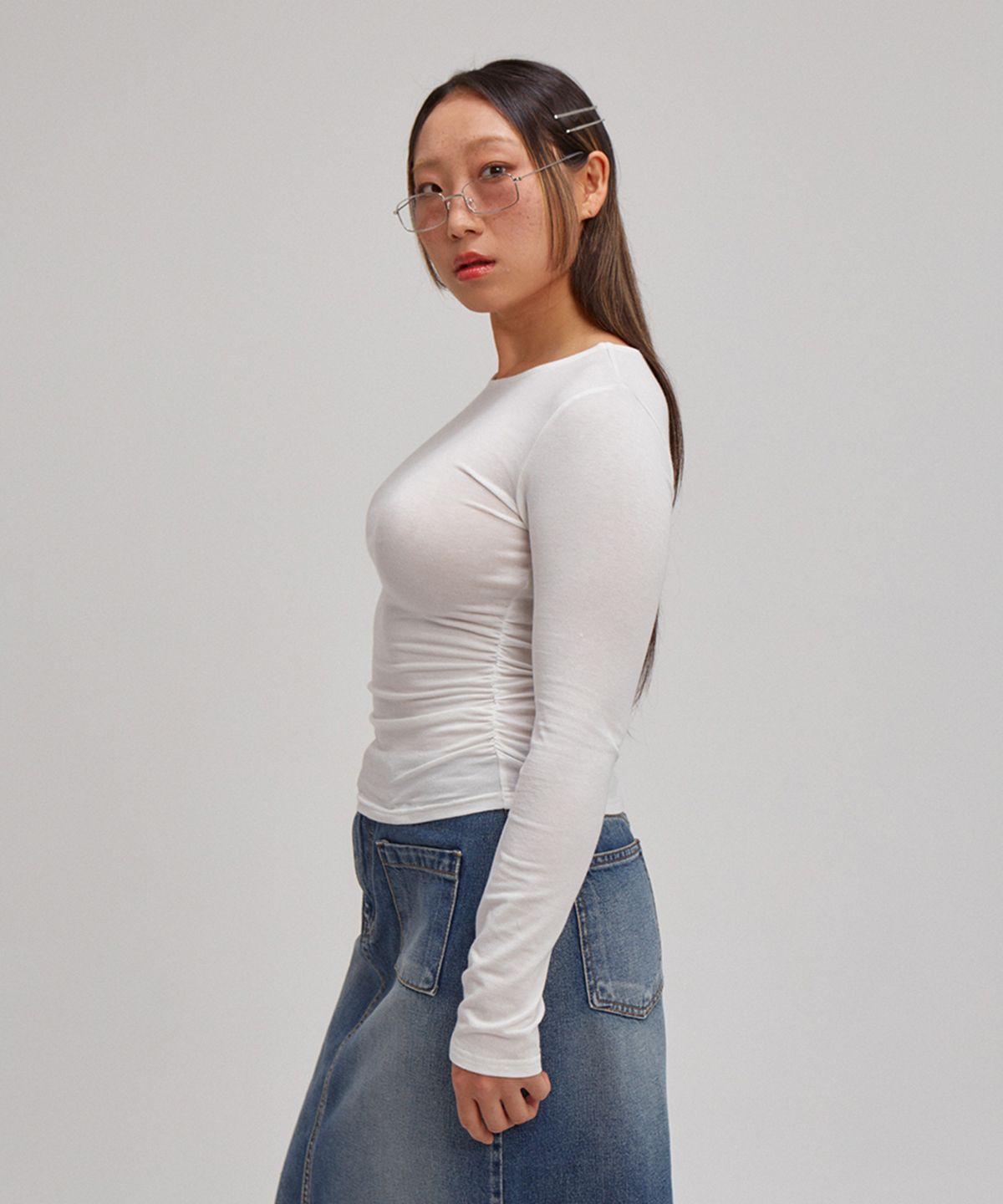 살롱 드 욘(SALON DE YOHN) Basic Shirring Long Sleeve T_ White