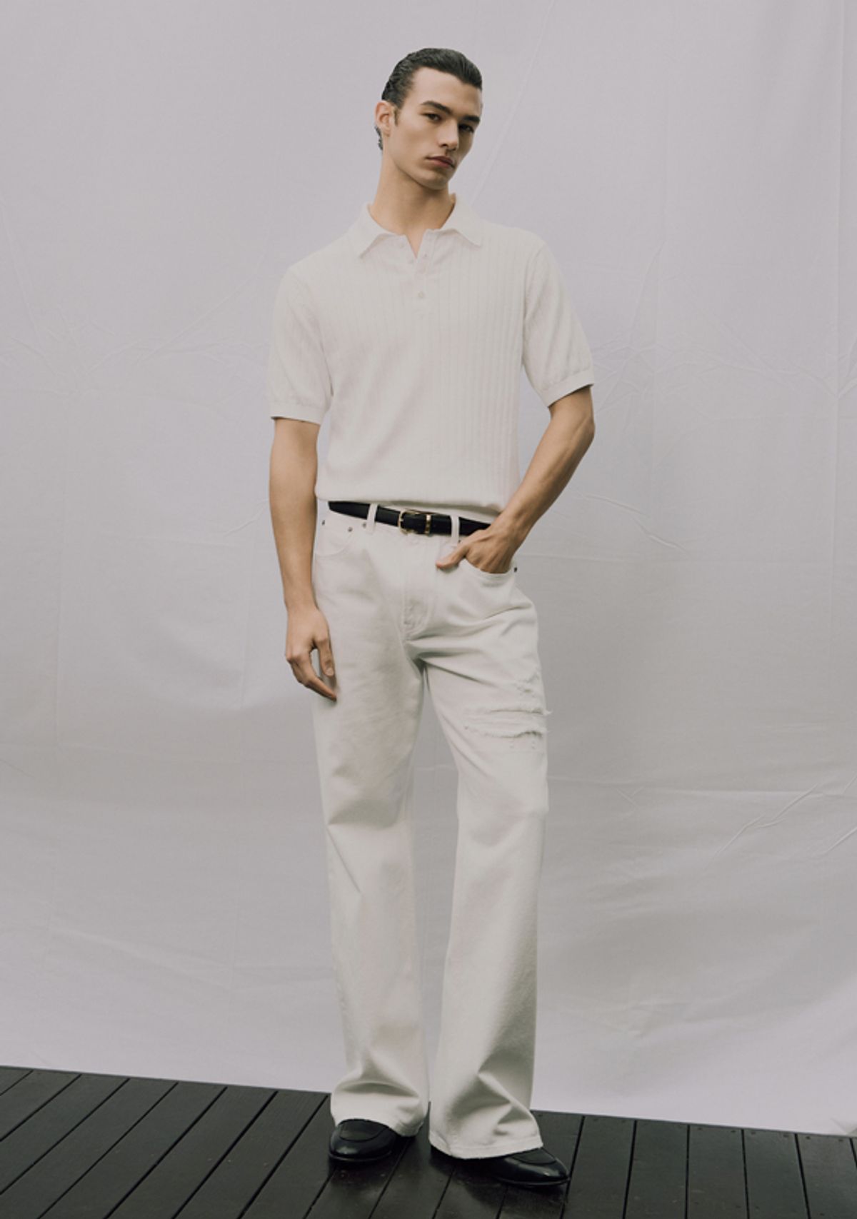세비지(SAVAGE) Half Polo Knit - Ivory