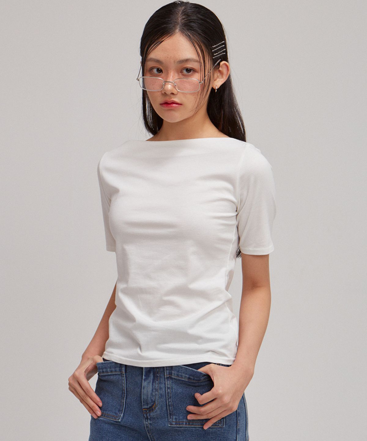 살롱 드 욘(SALON DE YOHN) Boat Neck Short Sleeve T_ White
