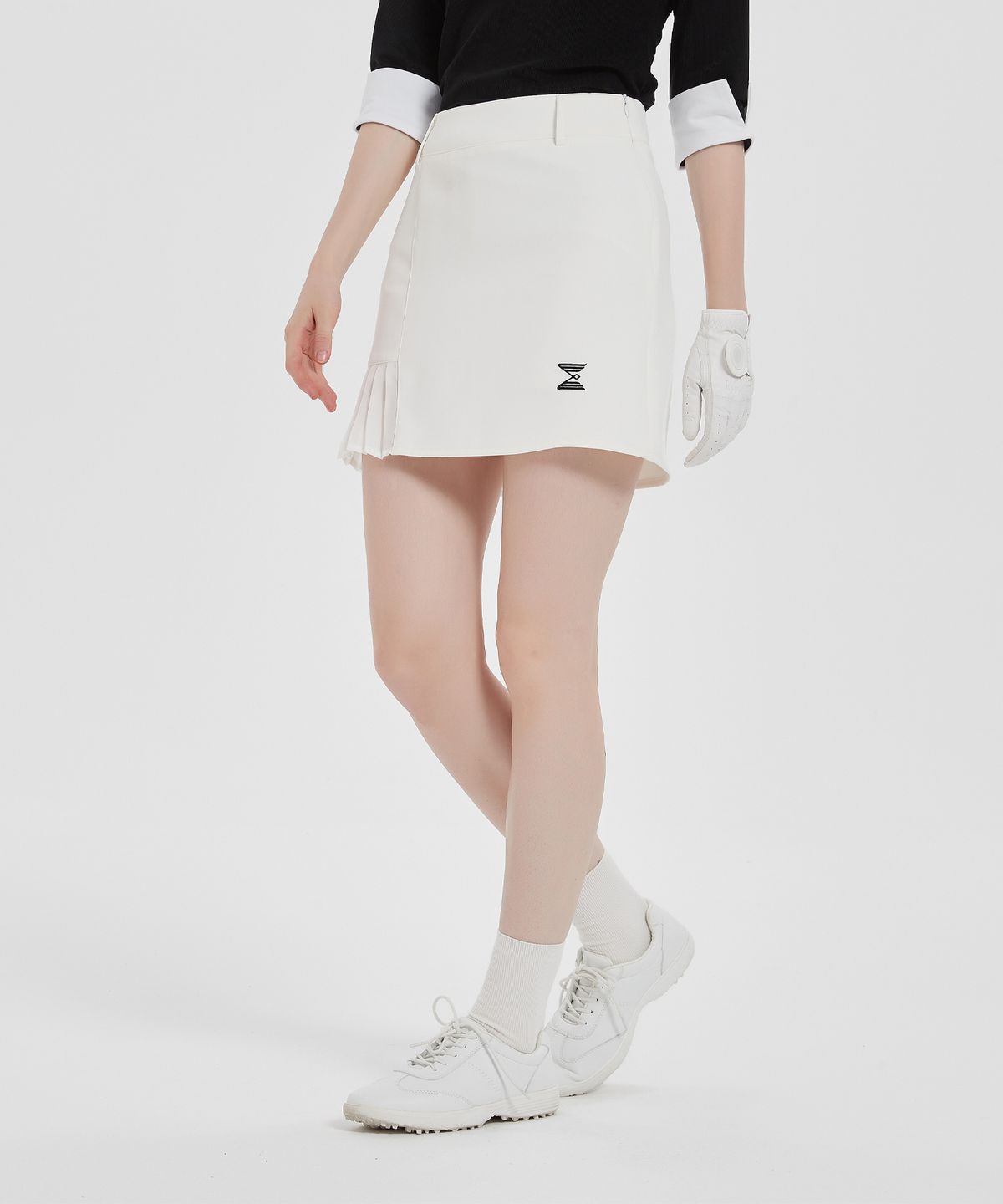 이파르카(E.PARCA) 플리츠 포인트 H-Line 스커트