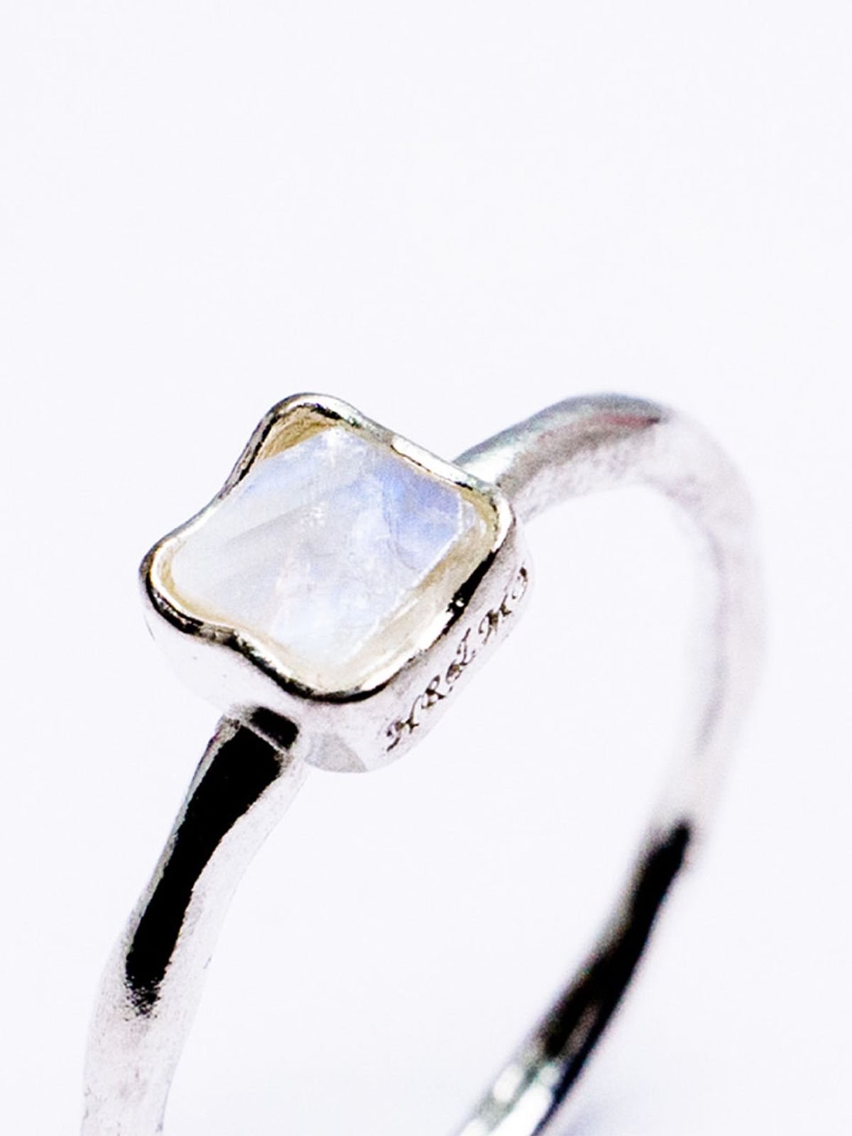 하랑(HARANG) HR 178R_Rainbow Moonstone Ring(Square)
