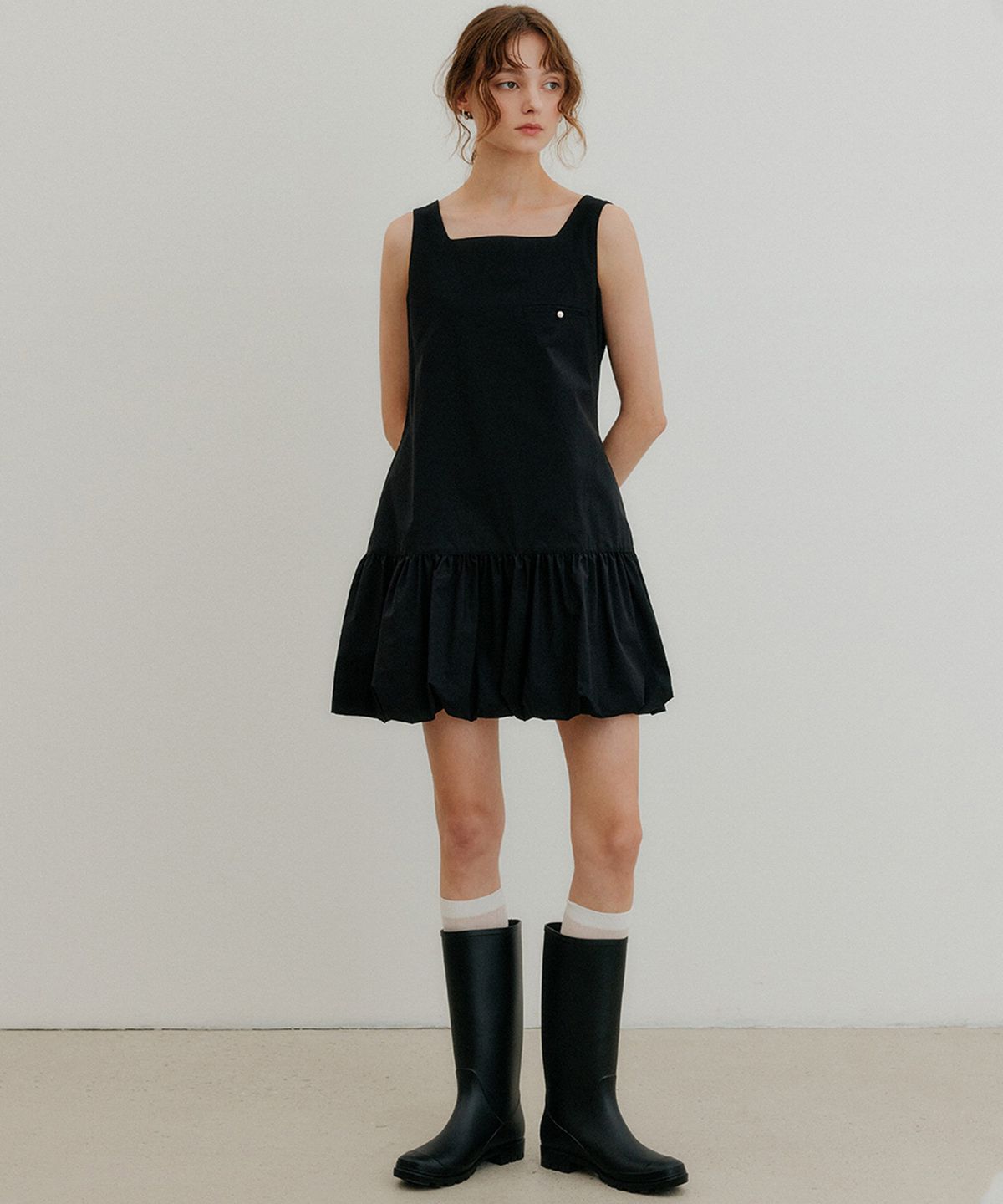 룩캐스트(LOOKAST) 라라 벌룬 미니 드레스 / LARA BALLOON MINI DRESS_2colors