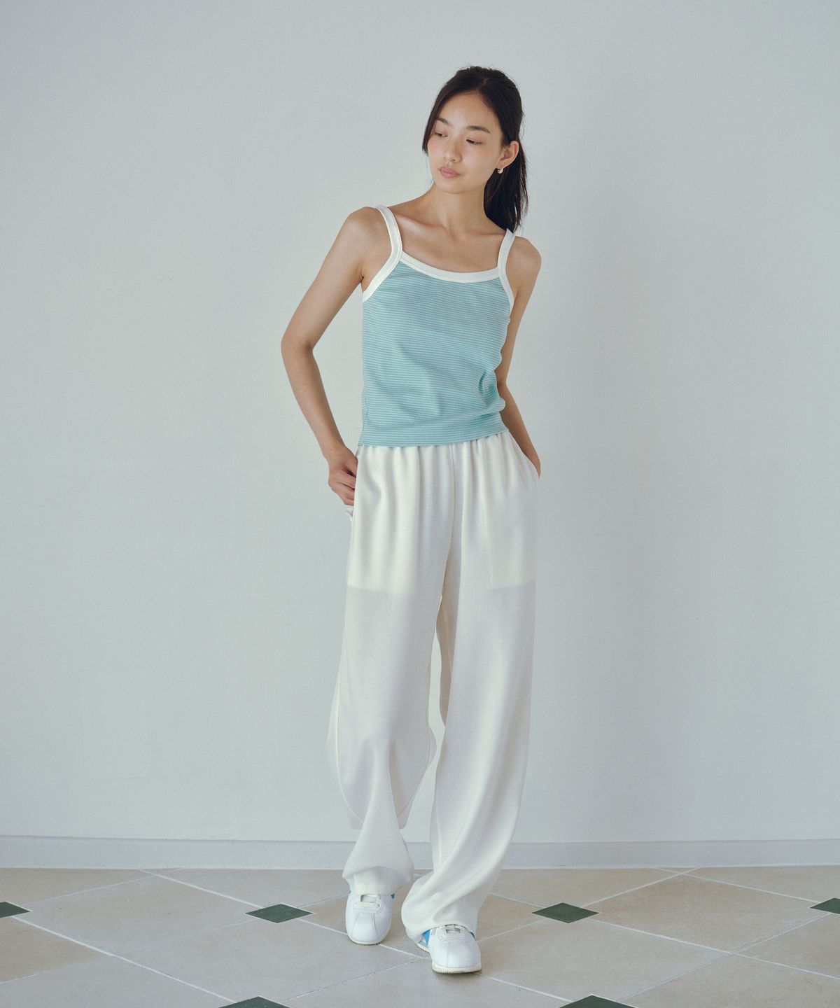 유라고(URAGO) Summer banding pants
