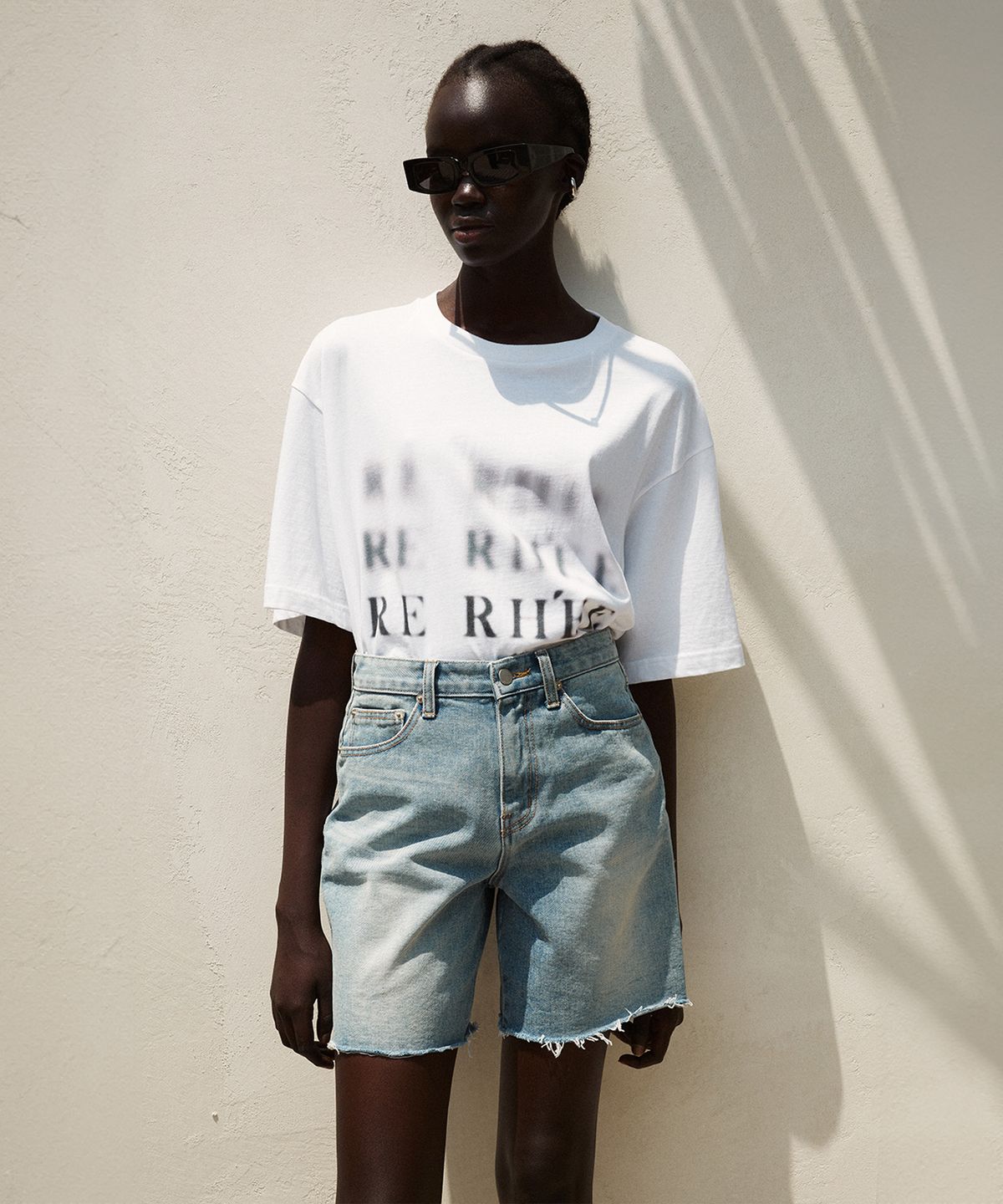 리이(RE RHEE) LOGO FADING T SHIRT